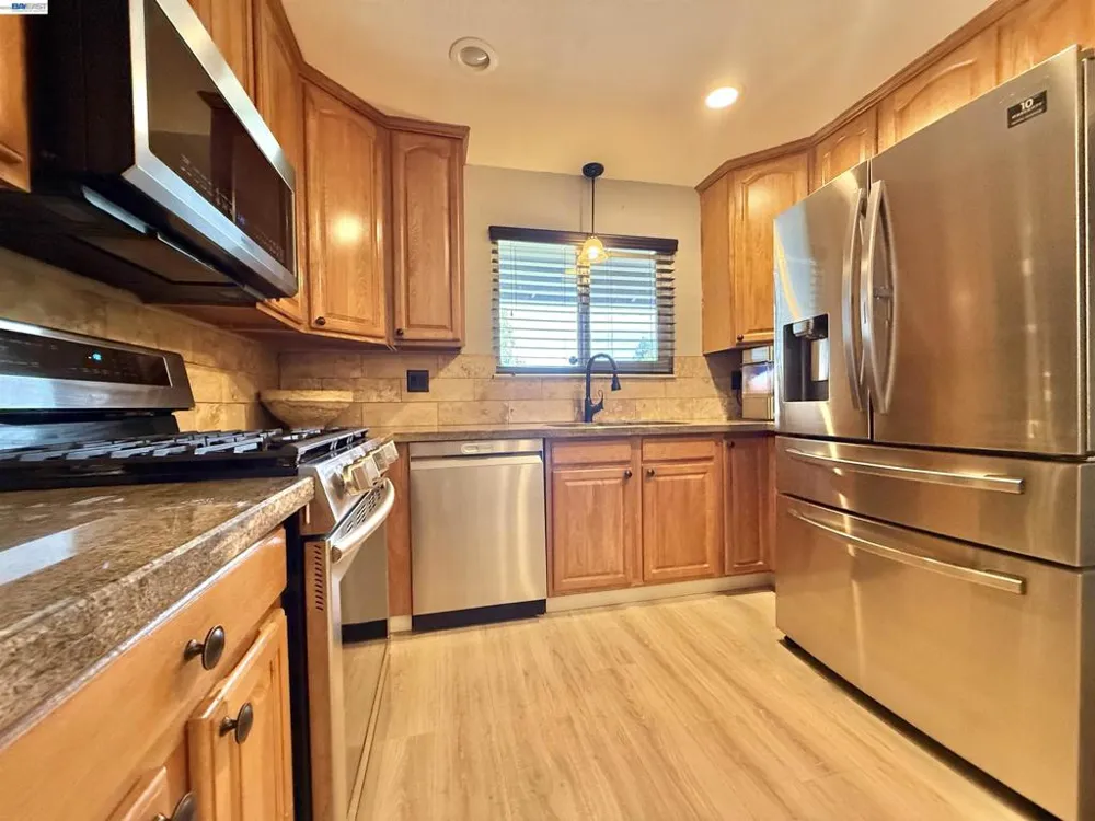 1357 Pajaro Ave Manteca, CA 95336