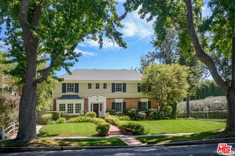 336 Loring Avenue