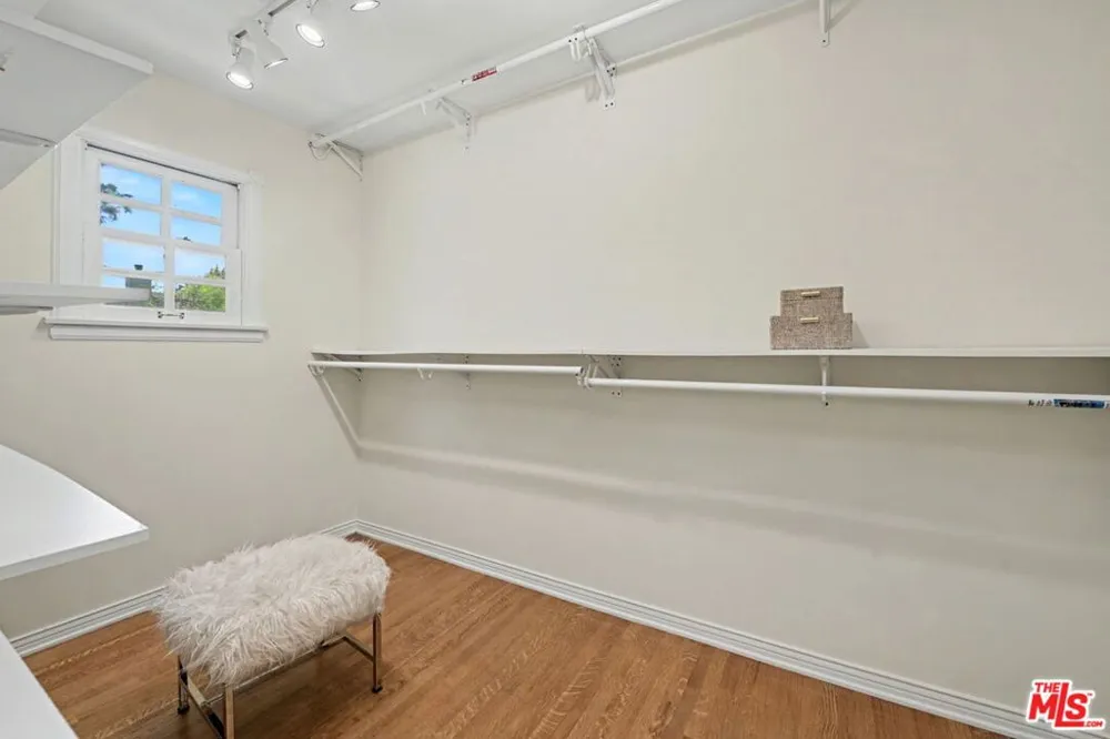 336 Loring Avenue Los Angeles, CA 90024