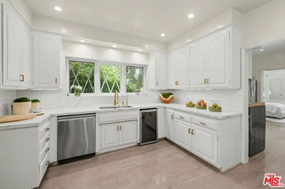 336 Loring Avenue Los Angeles, CA 90024