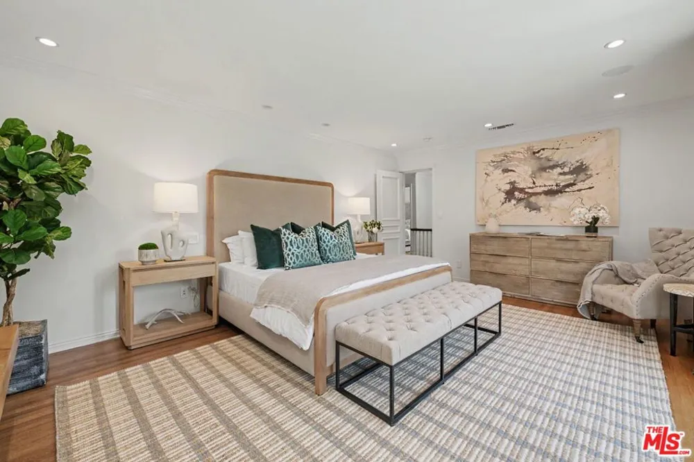 336 Loring Avenue Los Angeles, CA 90024