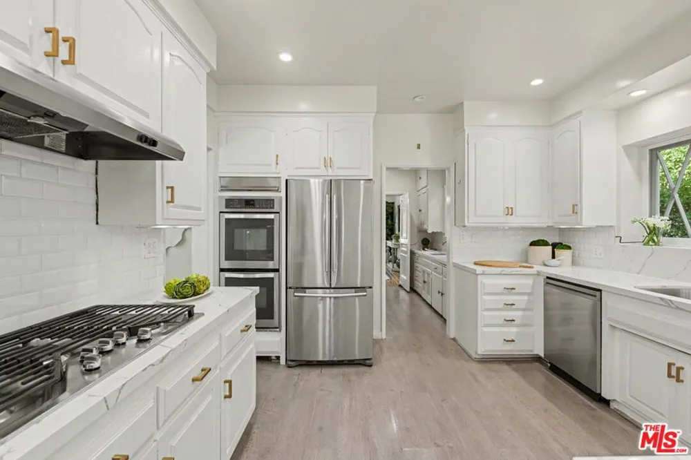 336 Loring Avenue Los Angeles, CA 90024