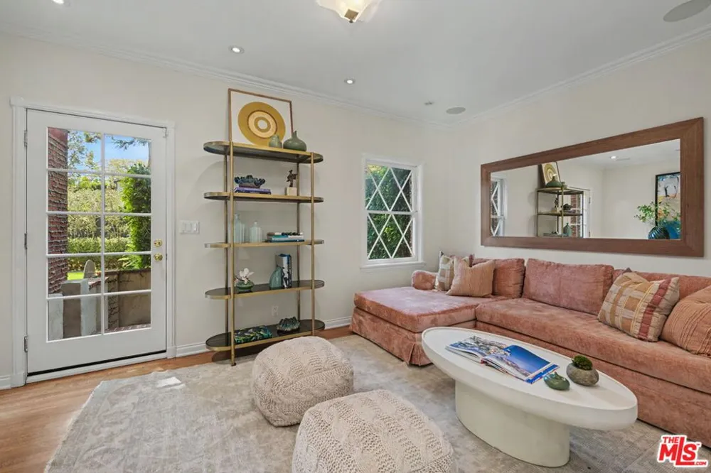 336 Loring Avenue Los Angeles, CA 90024