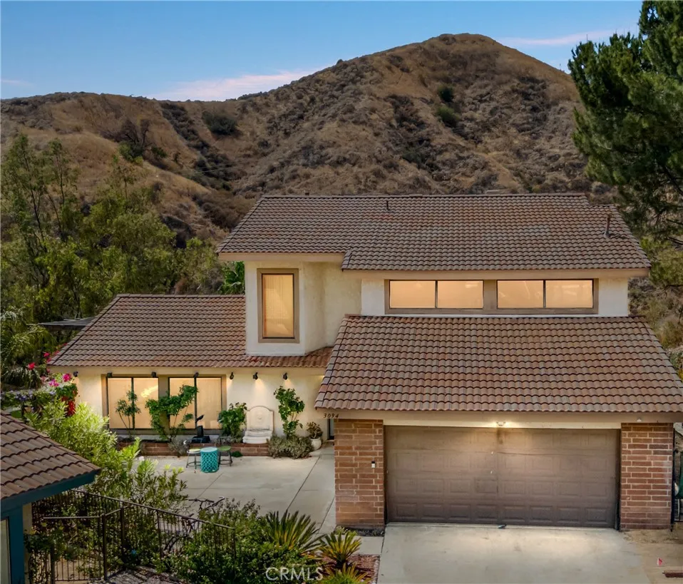 3094 Small Canyon Highland, CA 92346