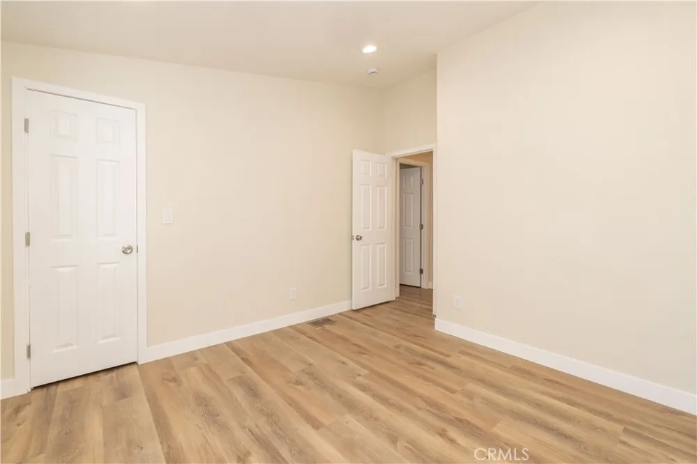 1106 Comanche Fawnskin, CA 92333