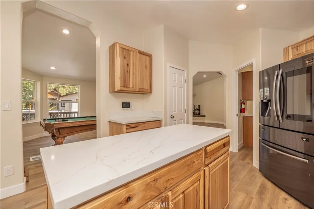 1106 Comanche Fawnskin, CA 92333