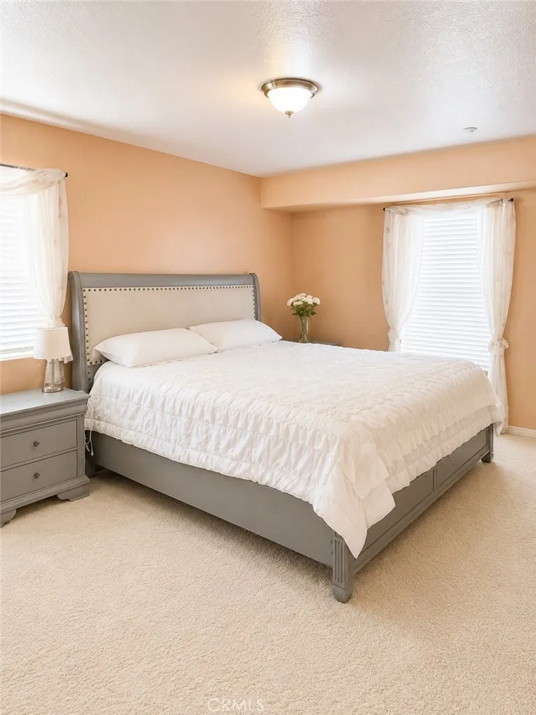 13104 Angeles Trail Way Sylmar, CA 91342
