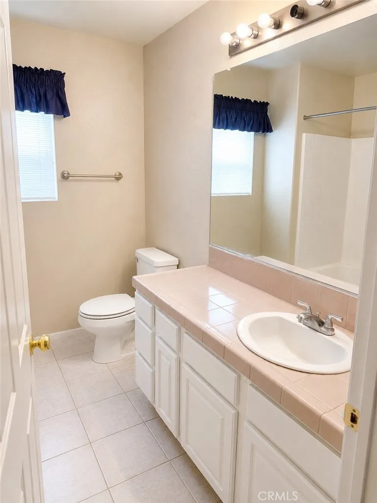 13104 Angeles Trail Way Sylmar, CA 91342