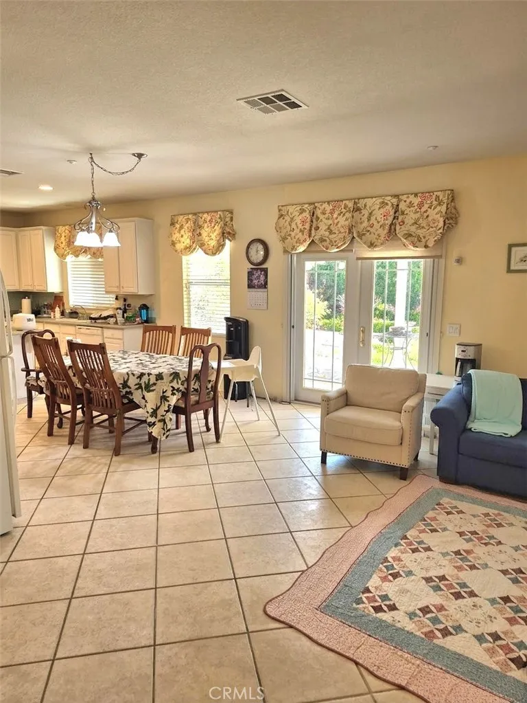 13104 Angeles Trail Way Sylmar, CA 91342
