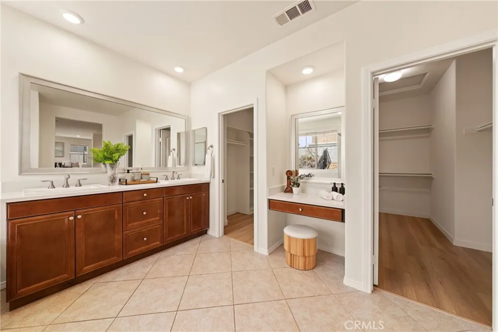 13396 Cactus Flower Eastvale, CA 92880
