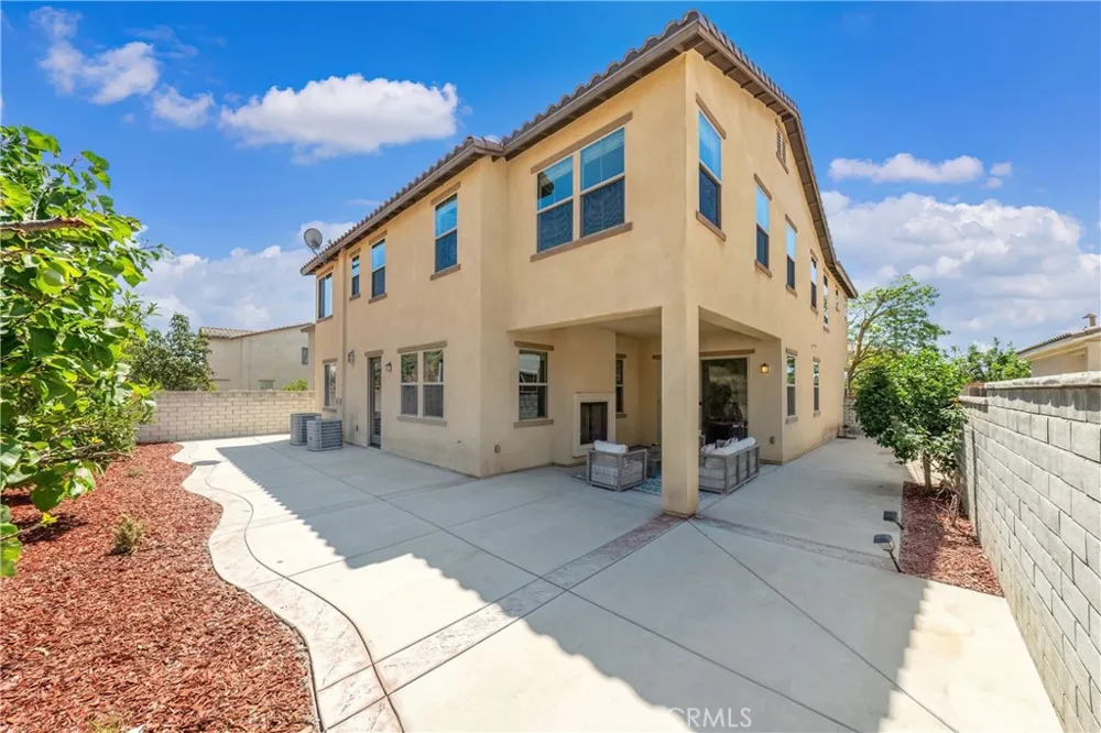 13396 Cactus Flower Eastvale, CA 92880