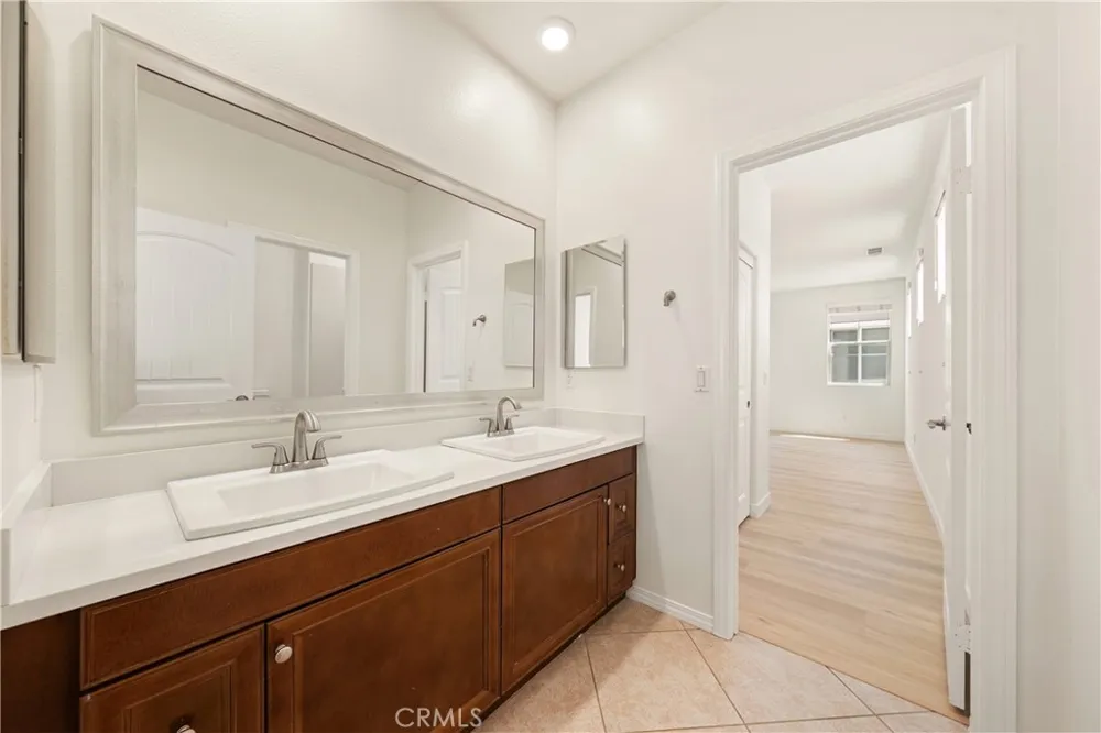 13396 Cactus Flower Eastvale, CA 92880