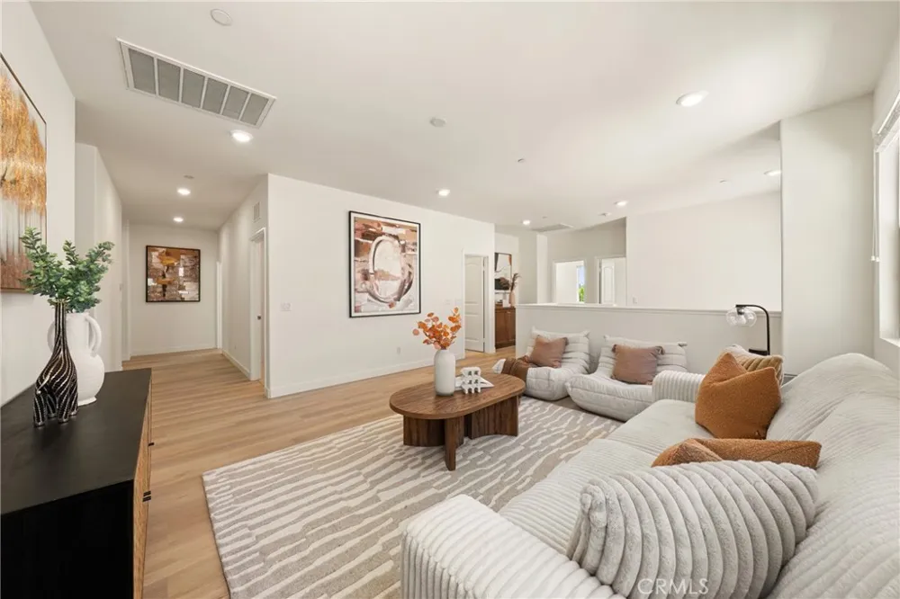 13396 Cactus Flower Eastvale, CA 92880