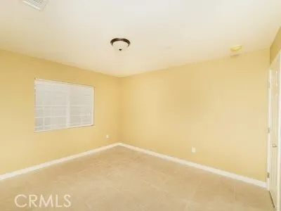 7538 Lynwood Highland, CA 92346