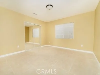 7538 Lynwood Highland, CA 92346