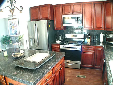 365 MILLPOND DRIVE #365