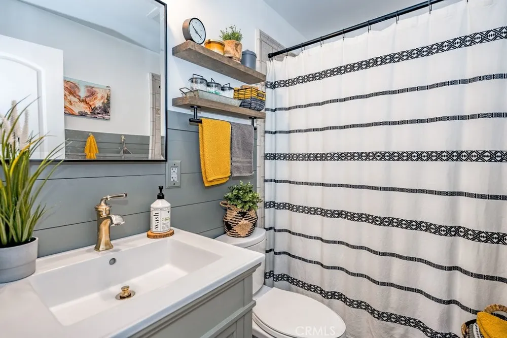17327 Firma Court Granada Hills, CA 91344