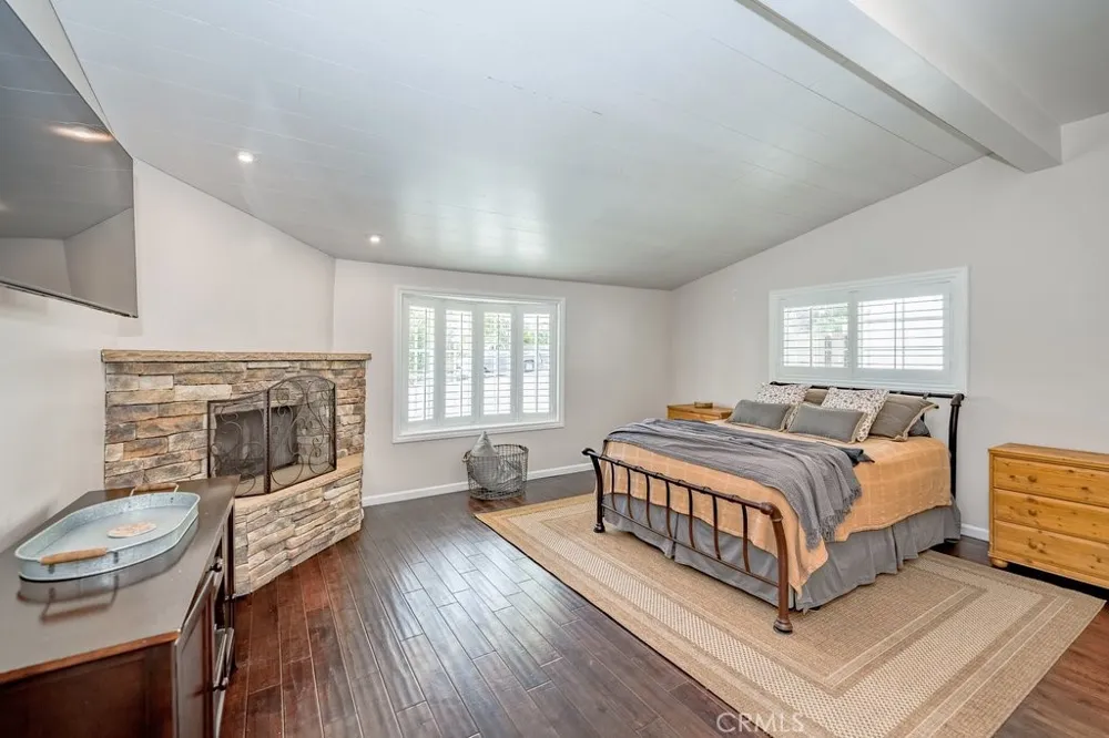 17327 Firma Court Granada Hills, CA 91344