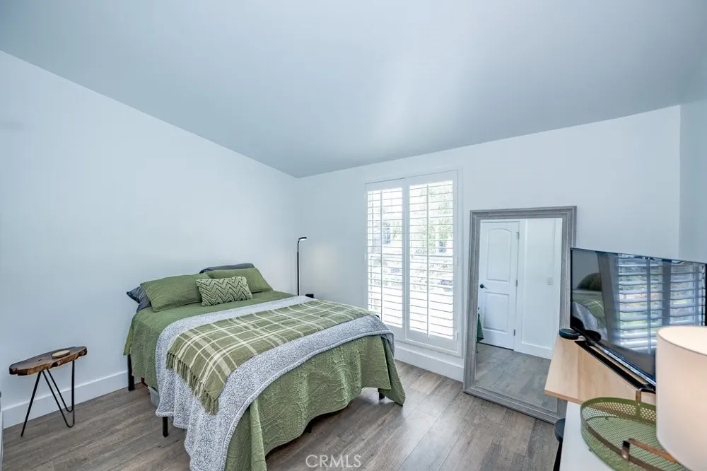 17327 Firma Court Granada Hills, CA 91344