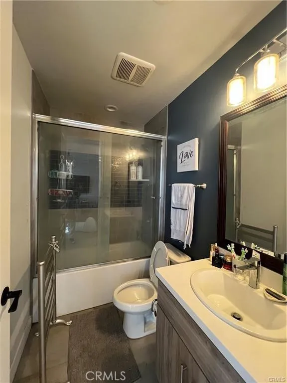22 E Colorado Arcadia, CA 91006