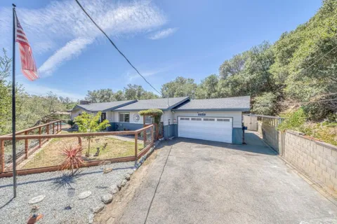 665 Paradise Road #B
