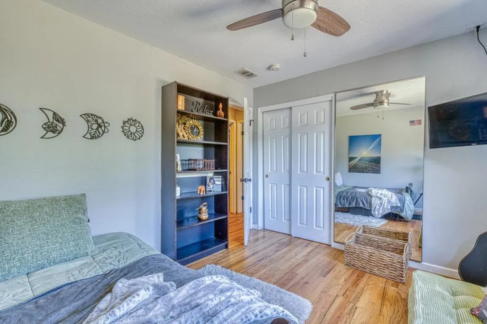 665 Paradise Road #B Salinas, CA 93907