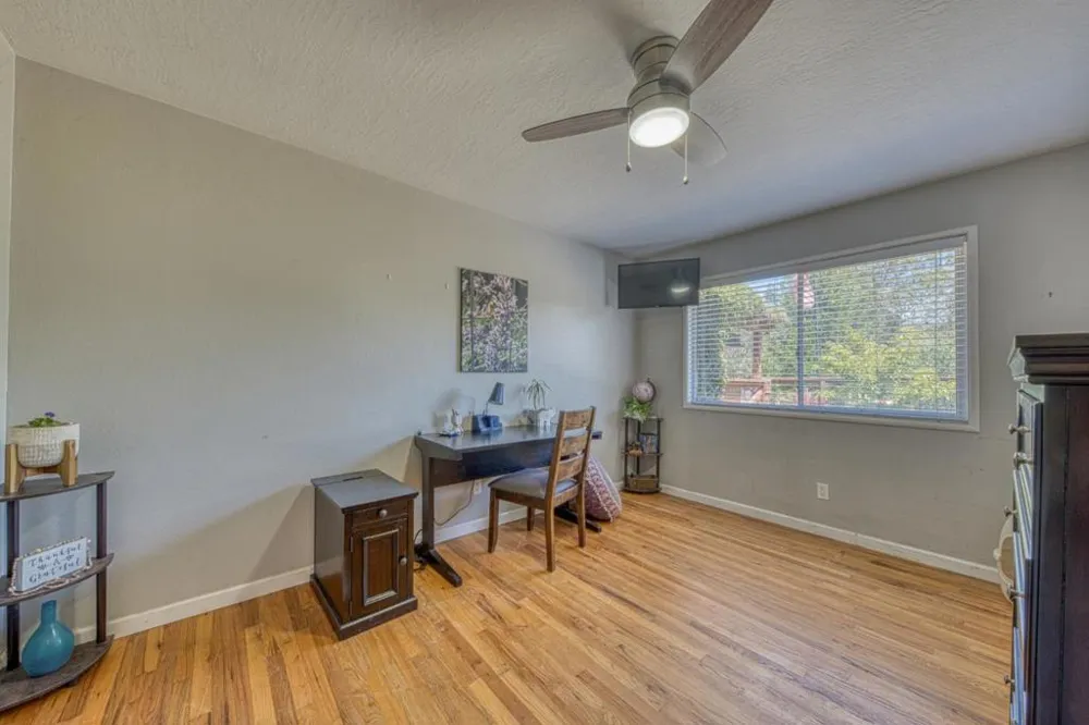 665 Paradise Road #B Salinas, CA 93907
