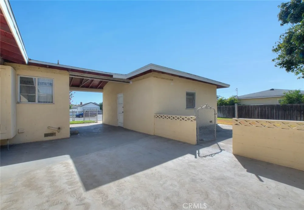 11161 Basye El Monte, CA 91731