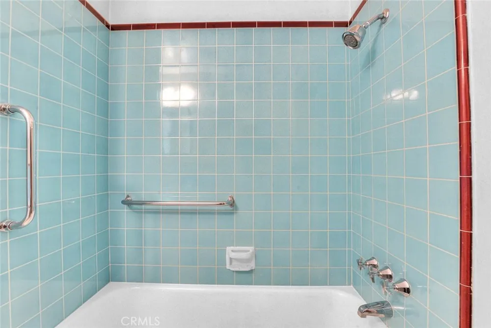 11161 Basye El Monte, CA 91731