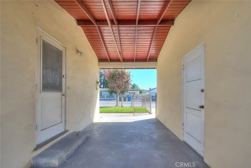 11161 Basye El Monte, CA 91731