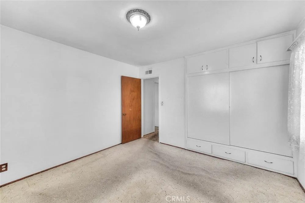 11161 Basye El Monte, CA 91731