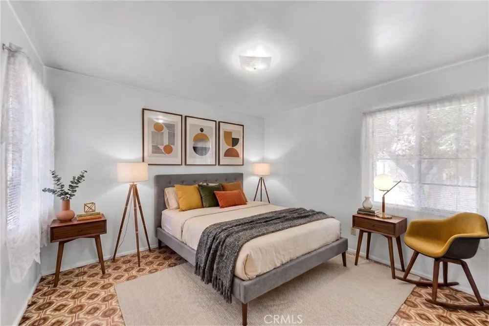 11161 Basye El Monte, CA 91731