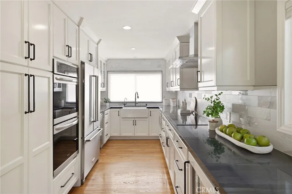 437 2nd Hermosa Beach, CA 90254