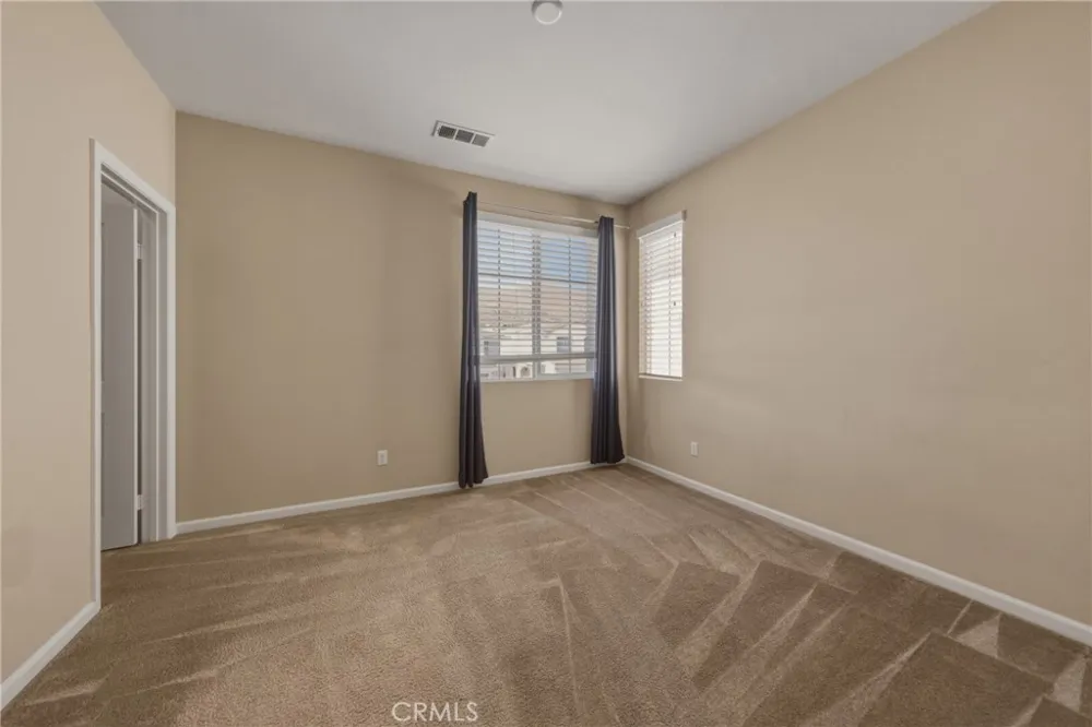 33795 King Yucaipa, CA 92399