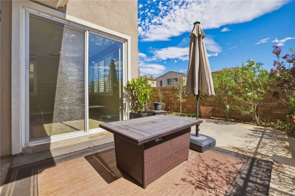 33795 King Yucaipa, CA 92399