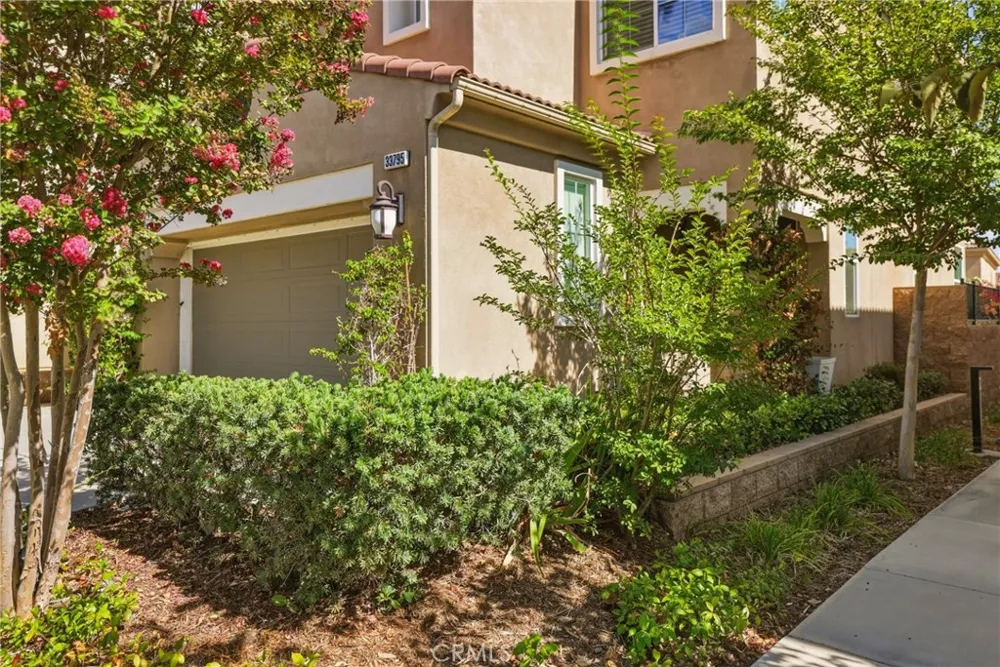 33795 King Yucaipa, CA 92399