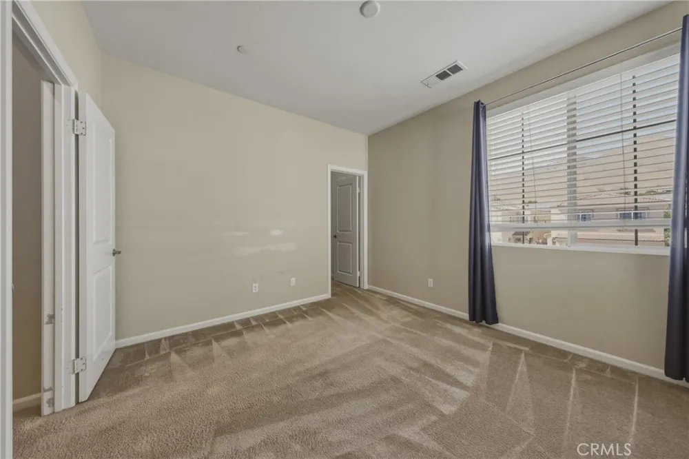 33795 King Yucaipa, CA 92399