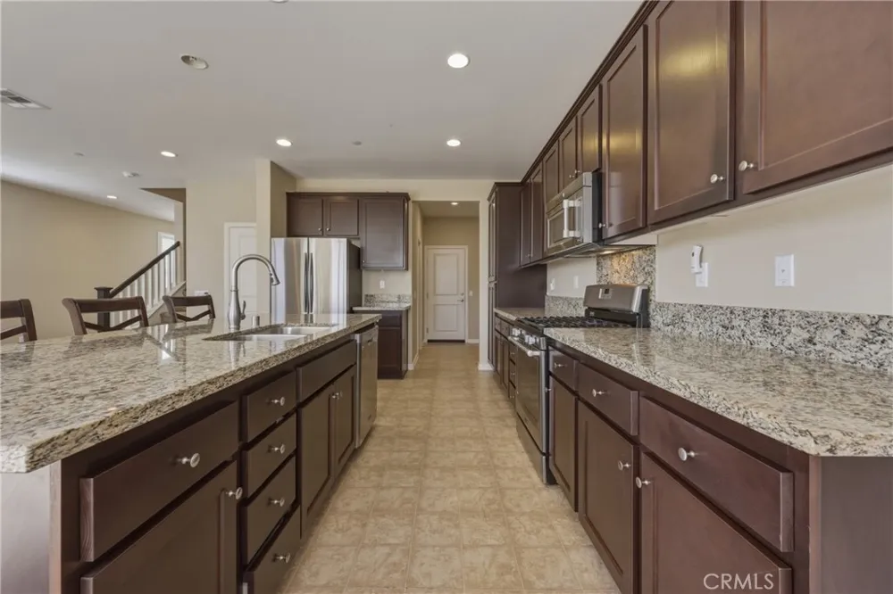 33795 King Yucaipa, CA 92399