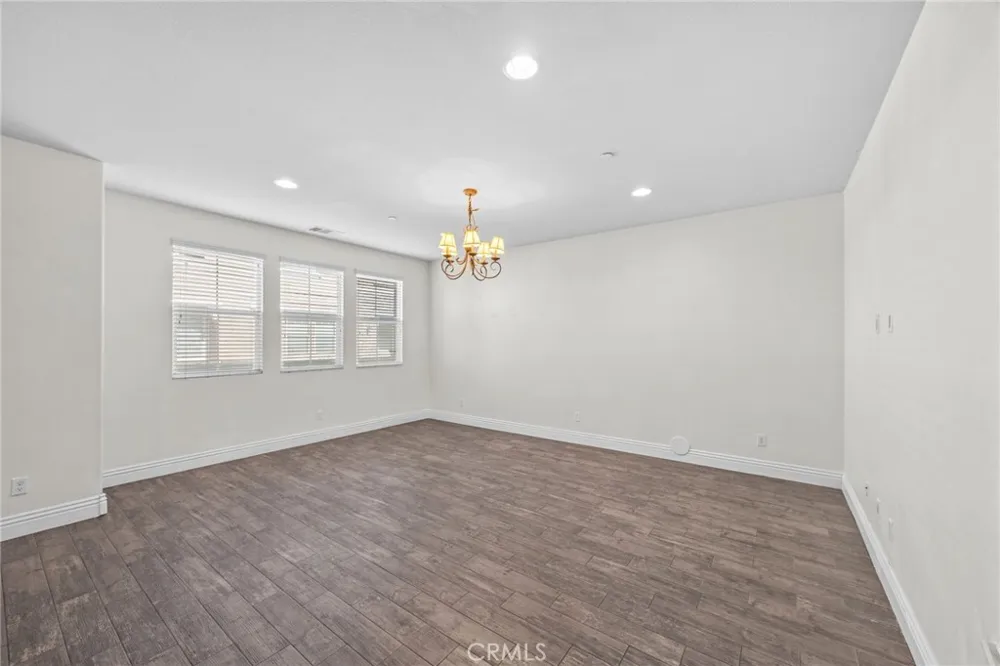 16001 Chase #64 Fontana, CA 92336