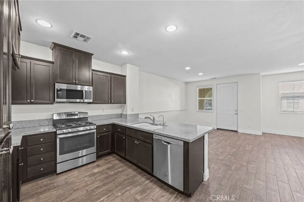 16001 Chase #64 Fontana, CA 92336