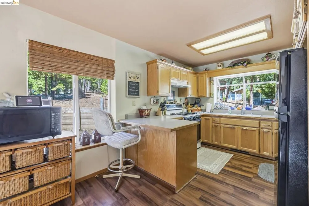 20610 Muheli Mi Wuk Village, CA 95346