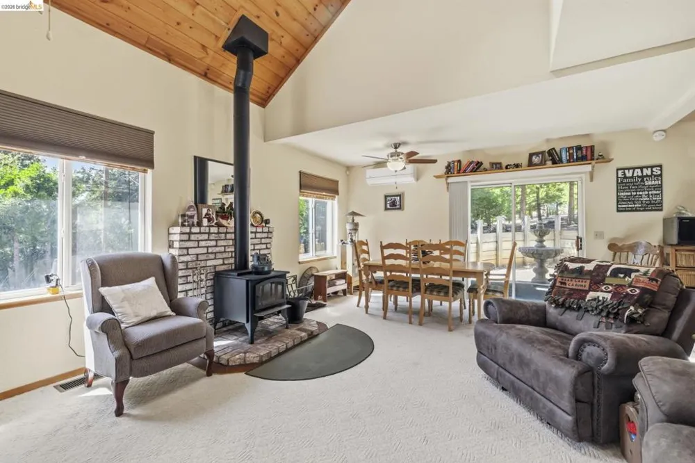 20610 Muheli Mi Wuk Village, CA 95346