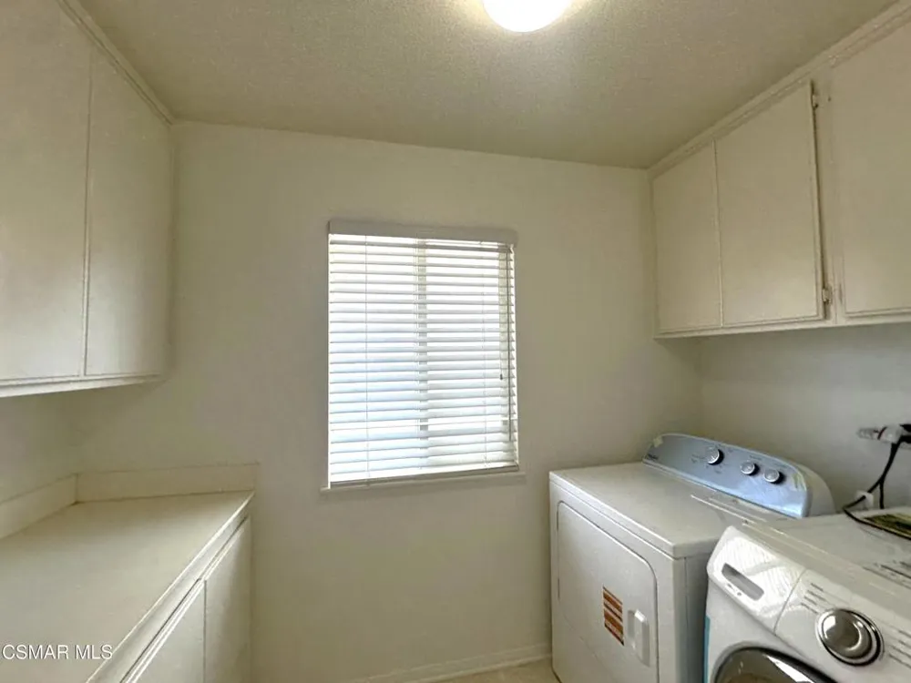 460 Fallbrook Avenue Newbury Park, CA 91320