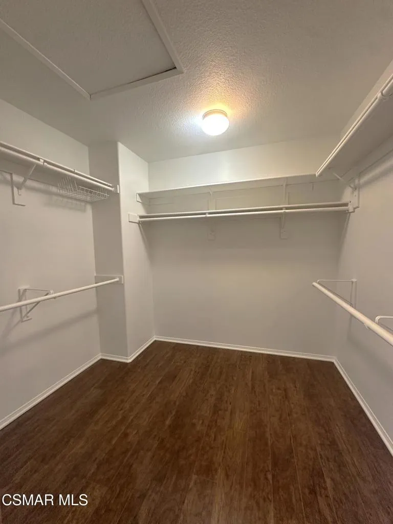 460 Fallbrook Avenue Newbury Park, CA 91320