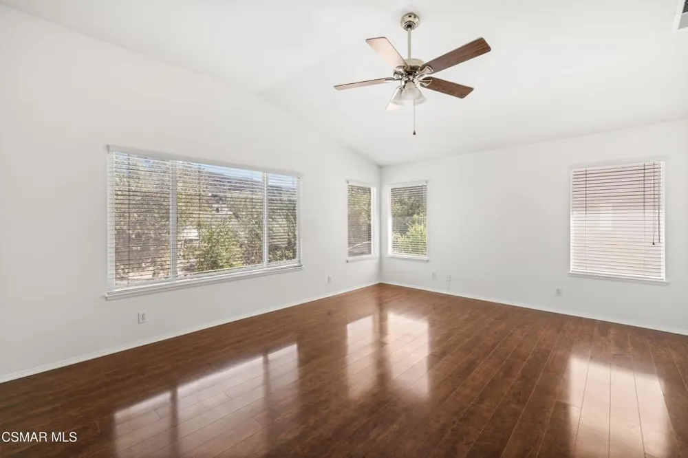 460 Fallbrook Avenue Newbury Park, CA 91320