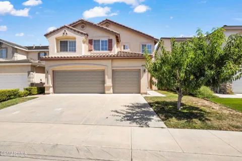 460 Fallbrook Avenue