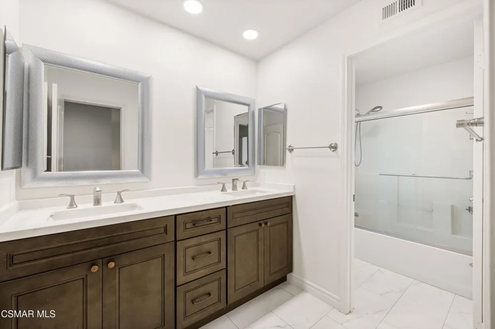 460 Fallbrook Avenue Newbury Park, CA 91320