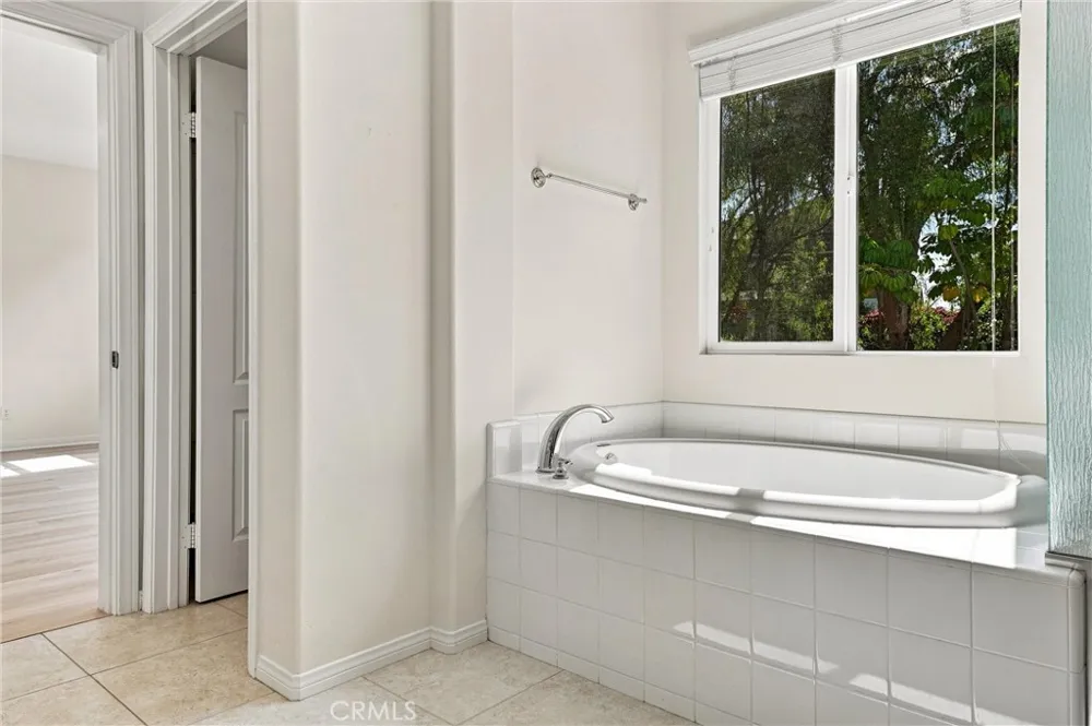 3744 Vista Mendoza Yorba Linda, CA 92886