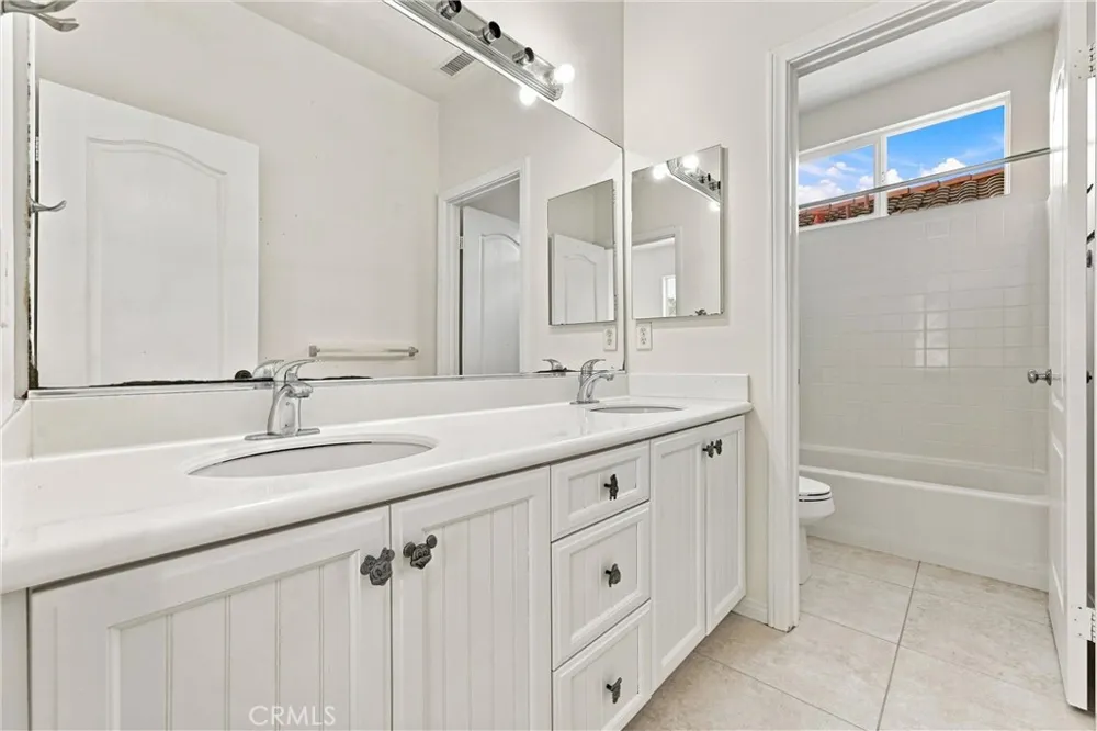 3744 Vista Mendoza Yorba Linda, CA 92886