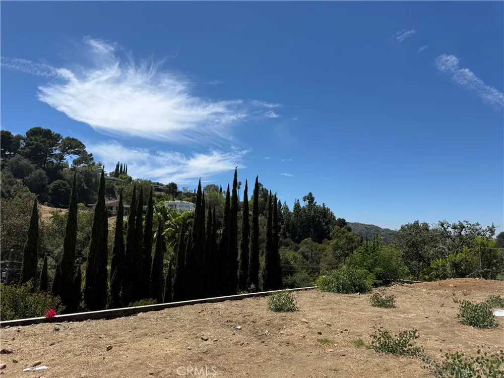 11428 Dona Pegita Drive Studio City, CA 91604